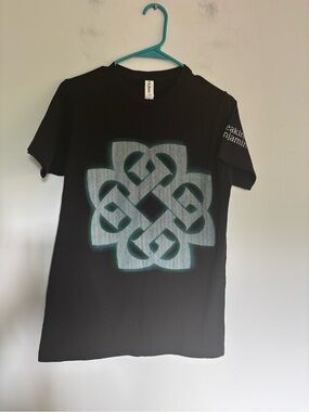 Breaking Benjamin Band Tour Shirt EUC